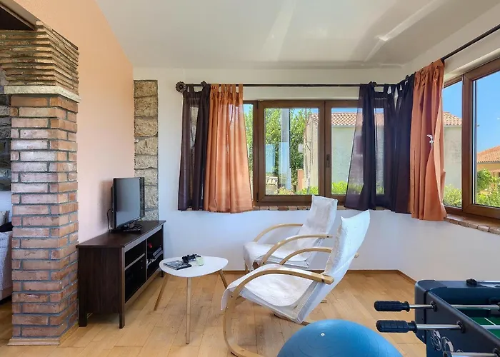 Nila Hébergement de vacances *