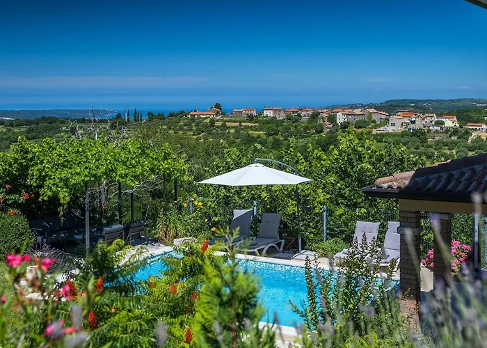 Nila Hébergement de vacances *